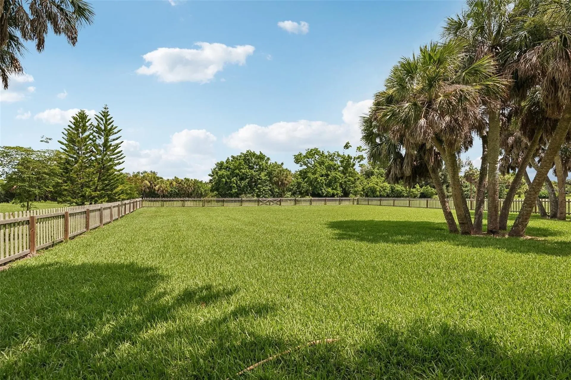 3941 Kingston Drive Sarasota FL 34238