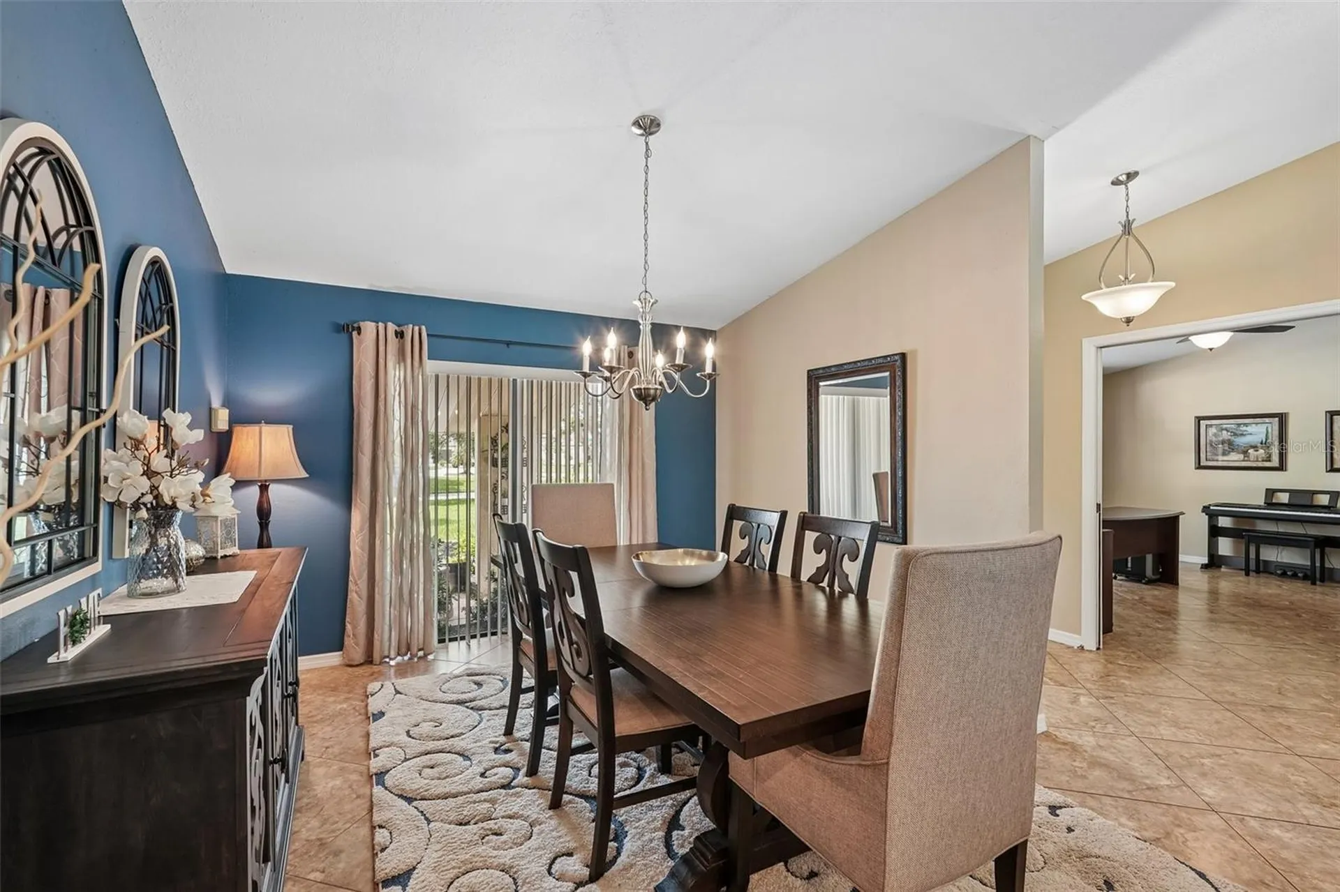 3941 Kingston Drive Sarasota FL 34238