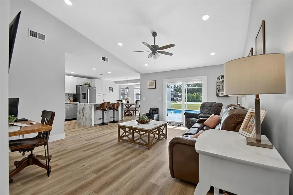 1 Round Tree Drive Palm Coast FL 32164