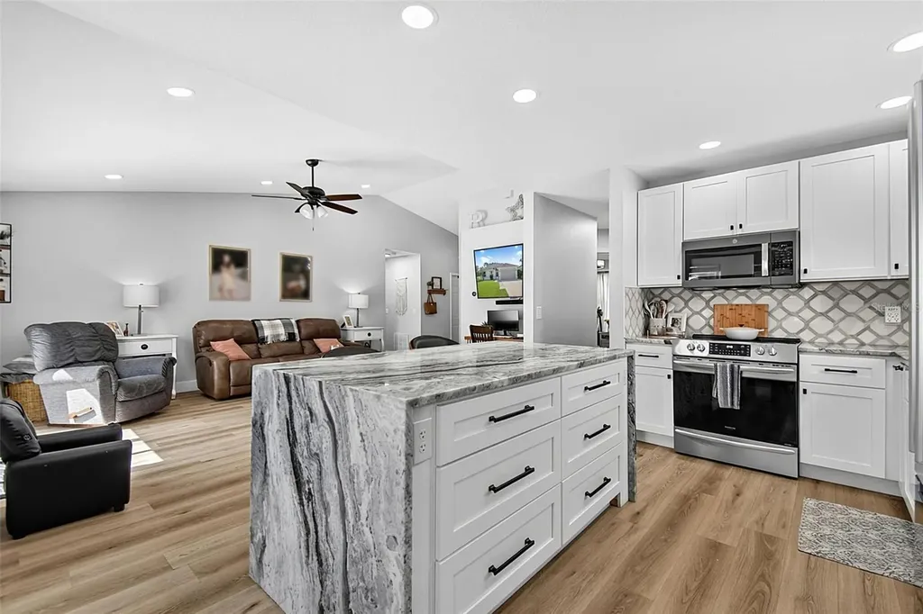 1 Round Tree Drive Palm Coast FL 32164