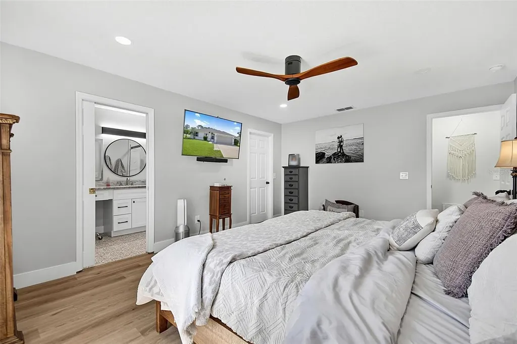1 Round Tree Drive Palm Coast FL 32164