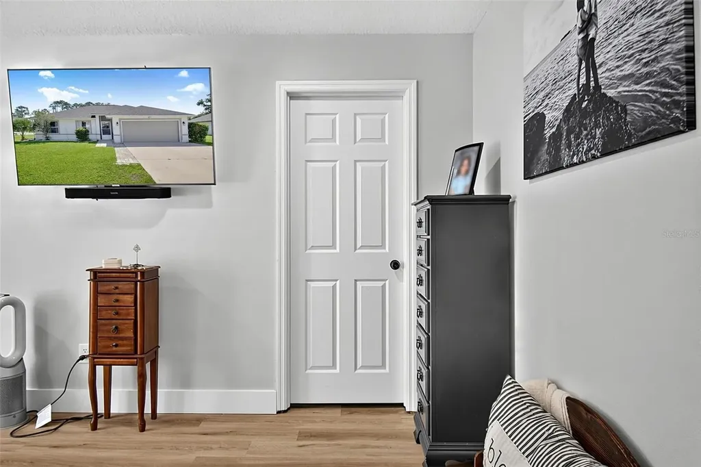 1 Round Tree Drive Palm Coast FL 32164