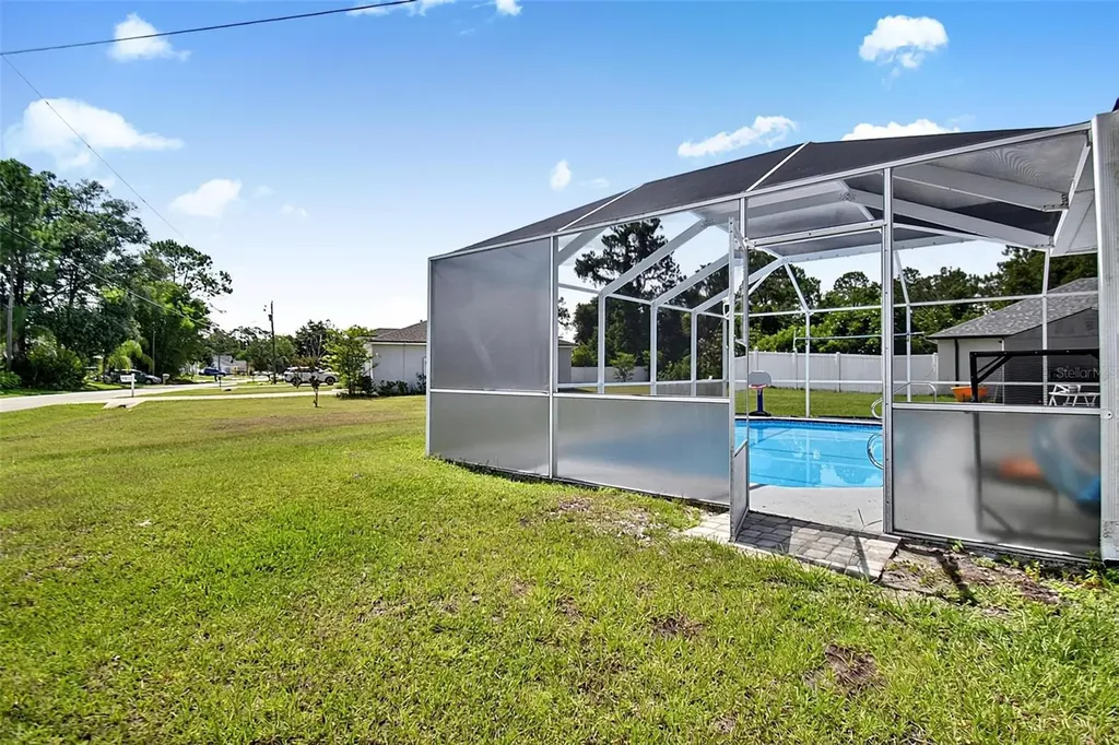 1 Round Tree Drive Palm Coast FL 32164