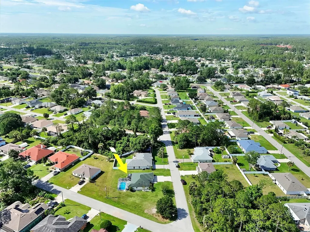 1 Round Tree Drive Palm Coast FL 32164
