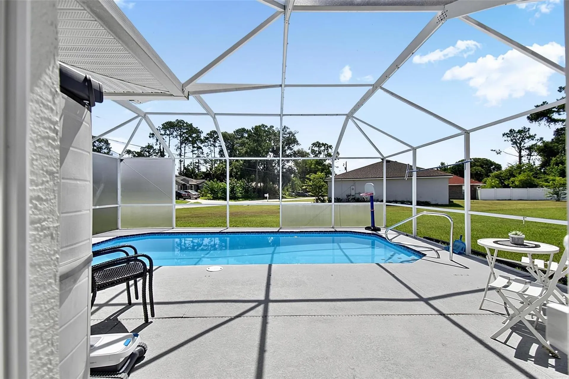 1 Round Tree Drive Palm Coast FL 32164