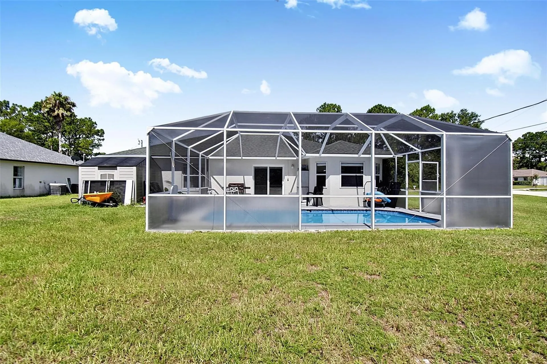 1 Round Tree Drive Palm Coast FL 32164