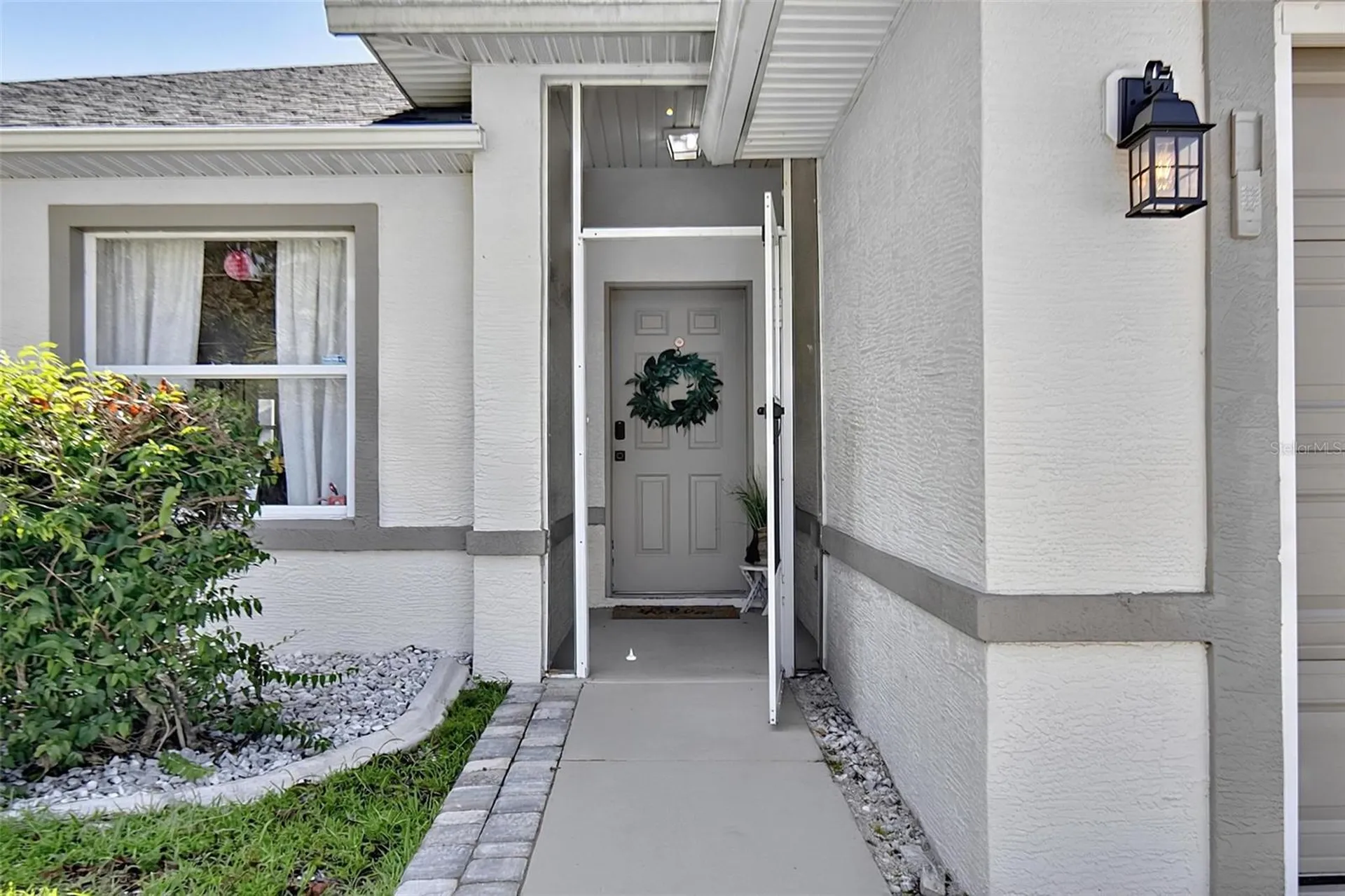 1 Round Tree Drive Palm Coast FL 32164