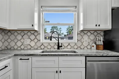 1 Round Tree Drive Palm Coast FL 32164