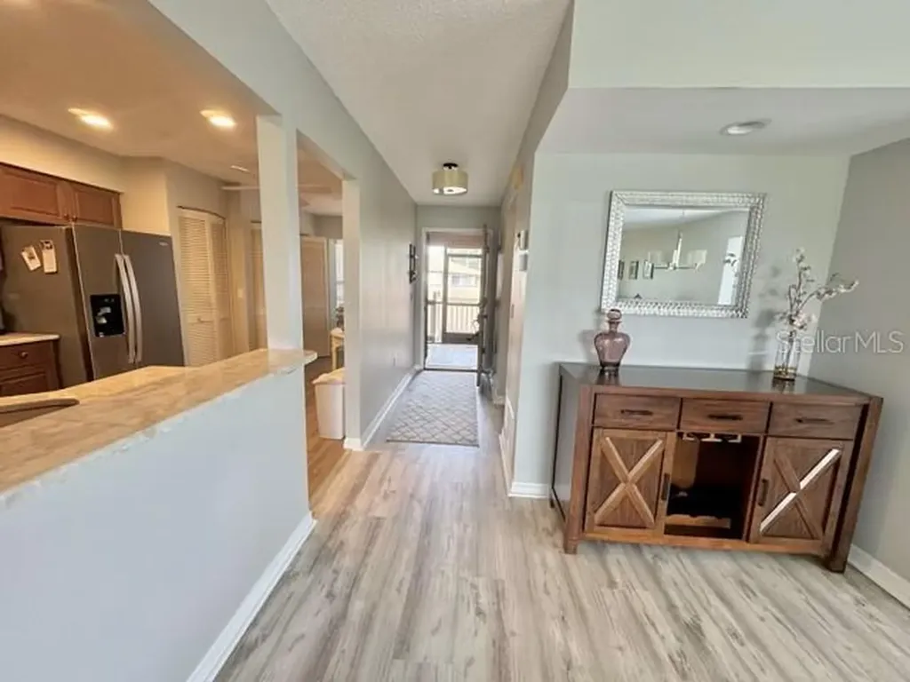 5753 Avista Drive Sarasota FL 34243