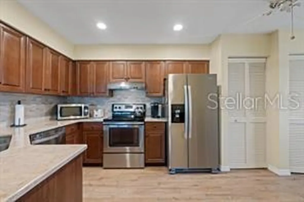5753 Avista Drive Sarasota FL 34243