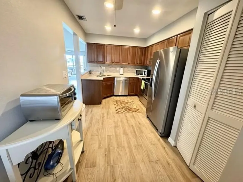 5753 Avista Drive Sarasota FL 34243