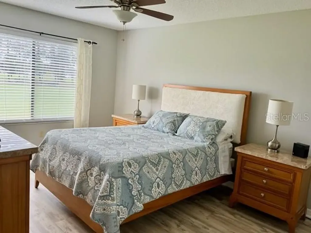 5753 Avista Drive Sarasota FL 34243