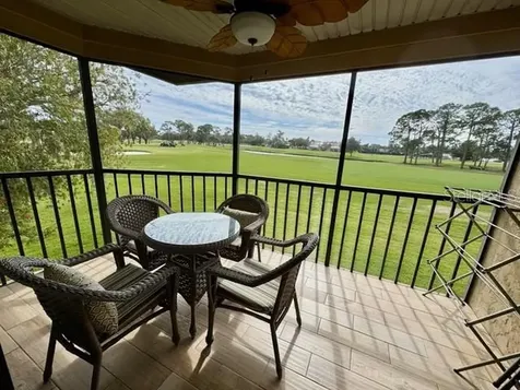 5753 Avista Drive Sarasota FL 34243