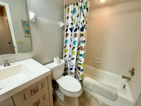 5753 Avista Drive Sarasota FL 34243