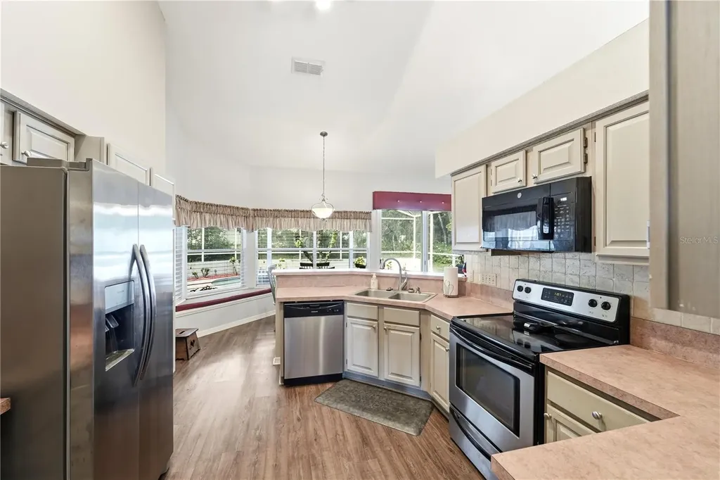 1053 Old Coventry Court Oviedo FL 32765