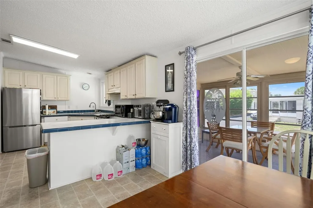 116 Mount Isle Avenue NE St Petersburg FL 33702