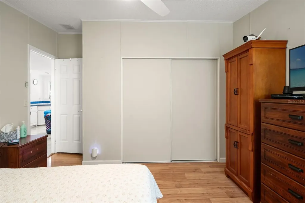 116 Mount Isle Avenue NE St Petersburg FL 33702