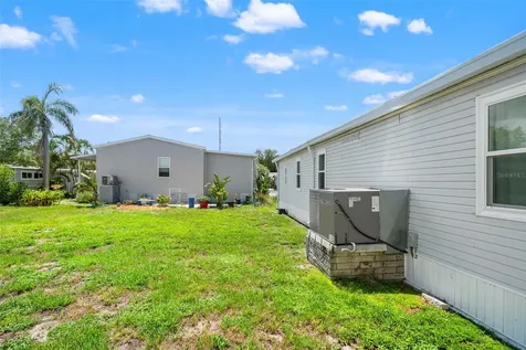 116 Mount Isle Avenue NE St Petersburg FL 33702