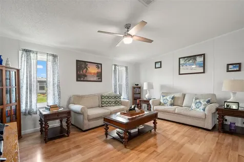 116 Mount Isle Avenue NE St Petersburg FL 33702