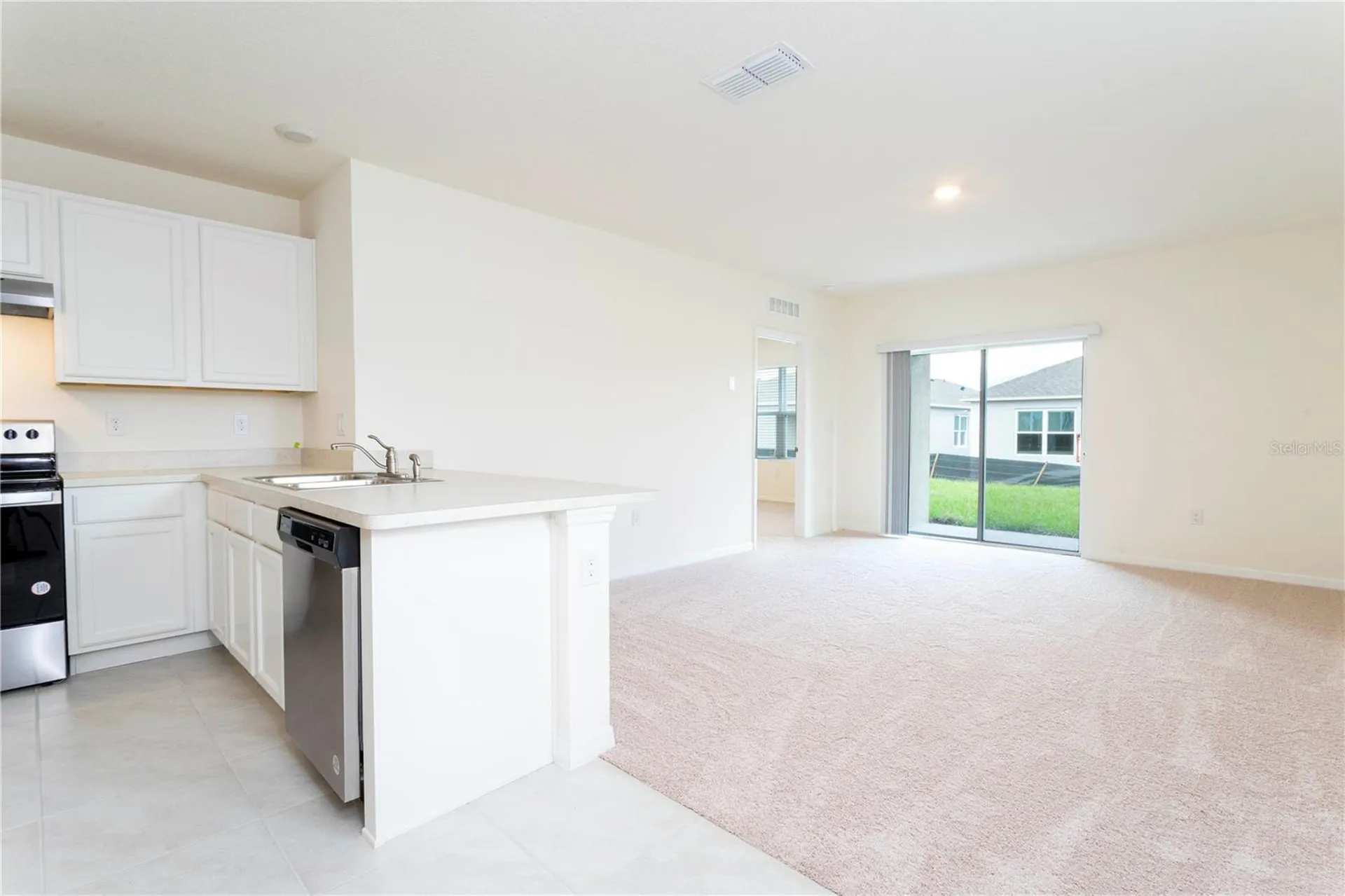 2847 Common Crane Court Harmony FL 34773