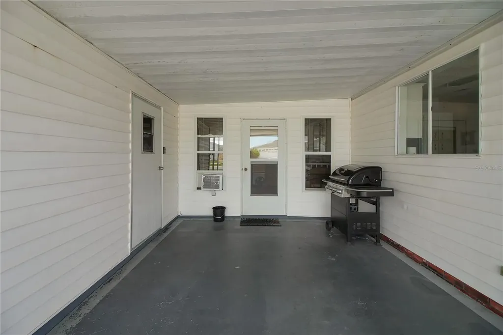 1203 Granada Court Lady Lake FL 32159