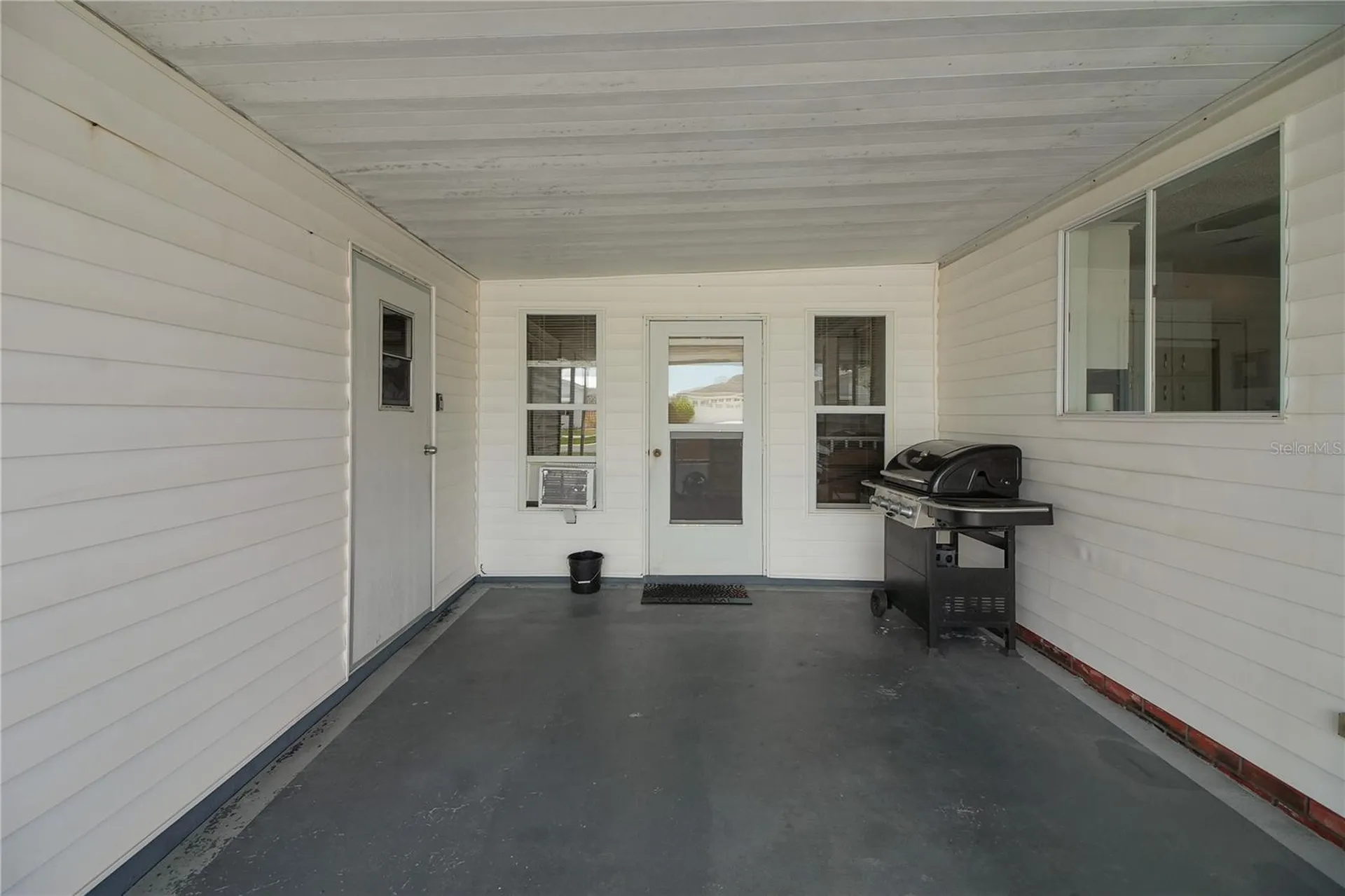 1203 Granada Court Lady Lake FL 32159