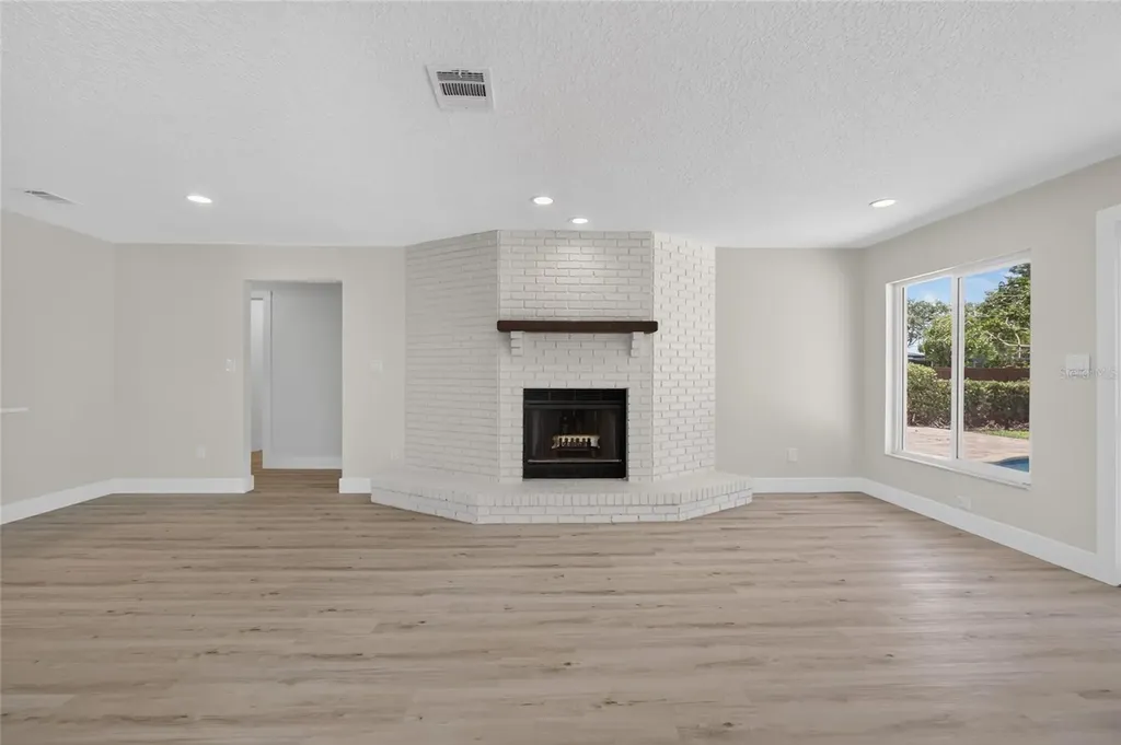 1225 Hoffner Avenue Orlando FL 32809