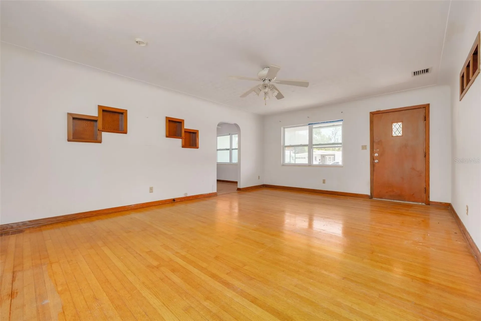 869 53rd Avenue S St Petersburg FL 33705