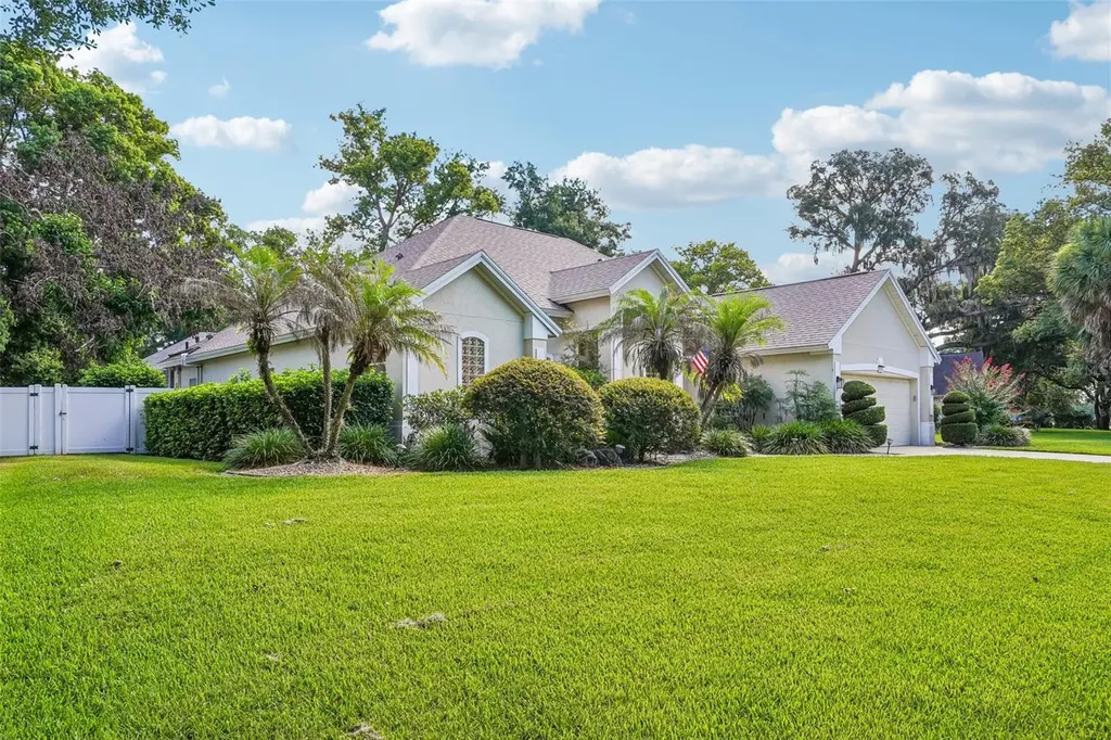 19323 Park Place Boulevard Eustis FL 32736