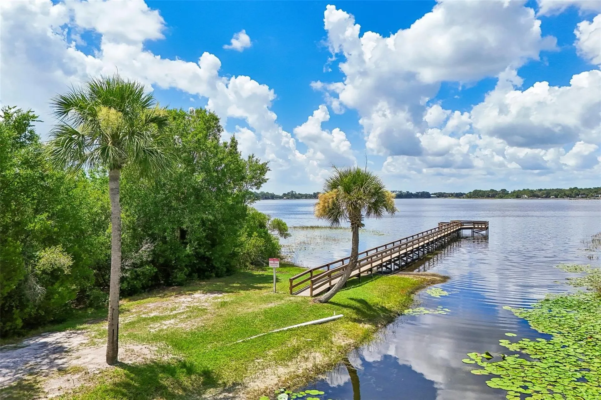 19323 Park Place Boulevard Eustis FL 32736