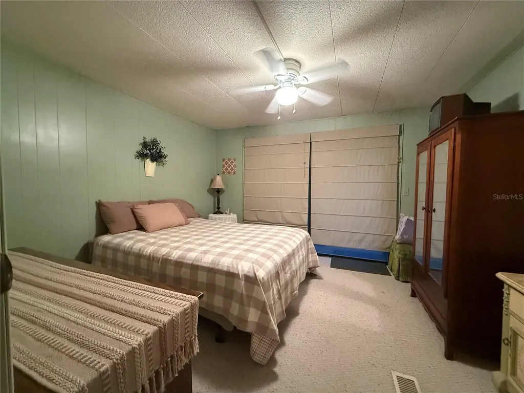 103 N Timber Trail Wildwood FL 34785