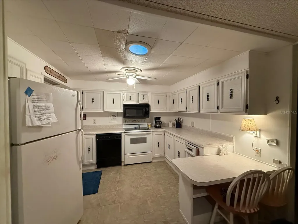 103 N Timber Trail Wildwood FL 34785