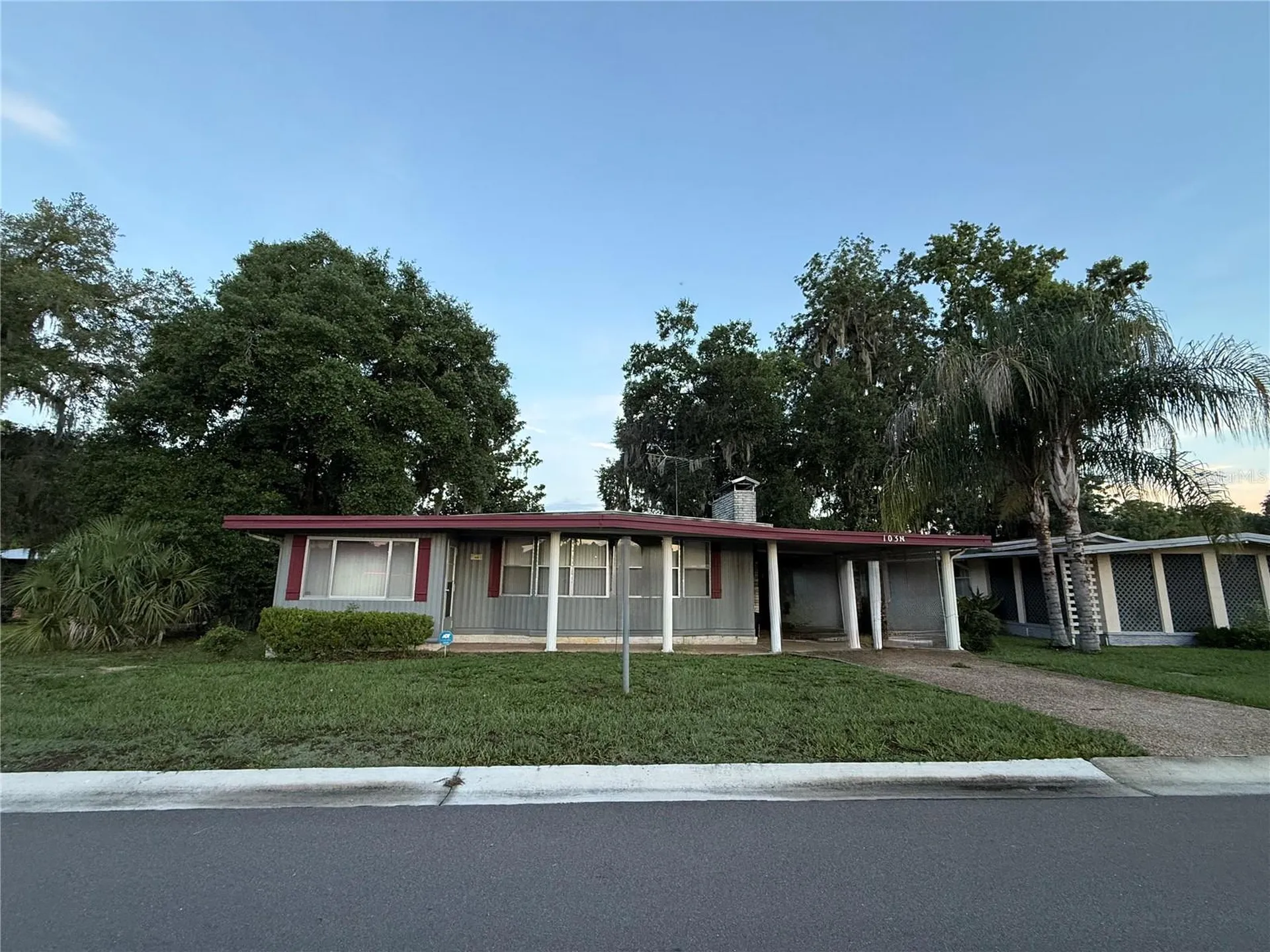 103 N Timber Trail Wildwood FL 34785