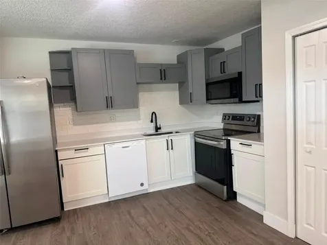 2352 Old Dixie Highway Kissimmee FL 34744