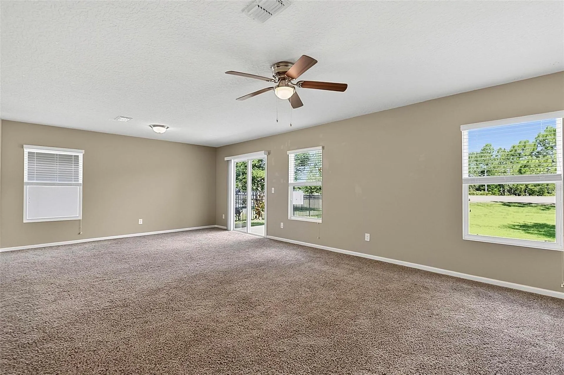 137 Fairway Court Bunnell FL 32110