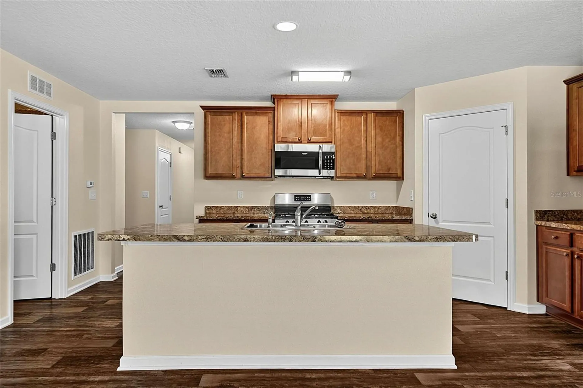 137 Fairway Court Bunnell FL 32110