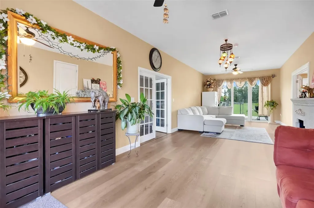 19327 Ralston Street Orlando FL 32833