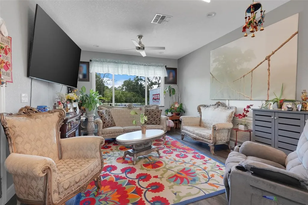 19327 Ralston Street Orlando FL 32833