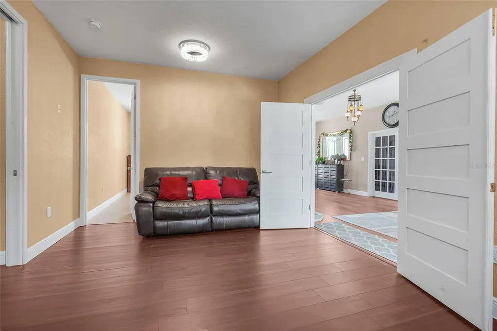 19327 Ralston Street Orlando FL 32833