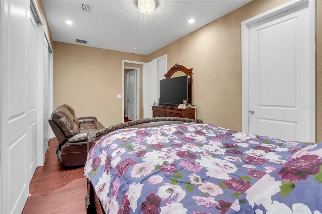 19327 Ralston Street Orlando FL 32833