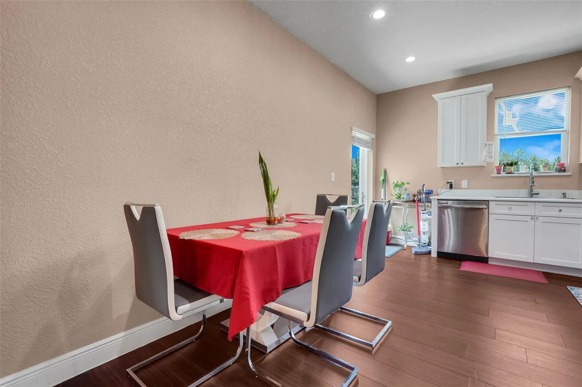 19327 Ralston Street Orlando FL 32833