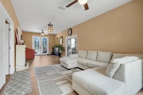 19327 Ralston Street Orlando FL 32833