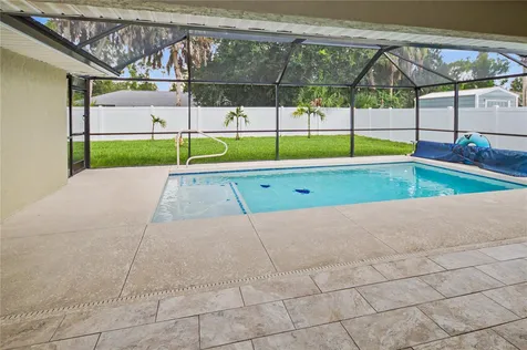 3283 Sikeston Avenue North Port FL 34286