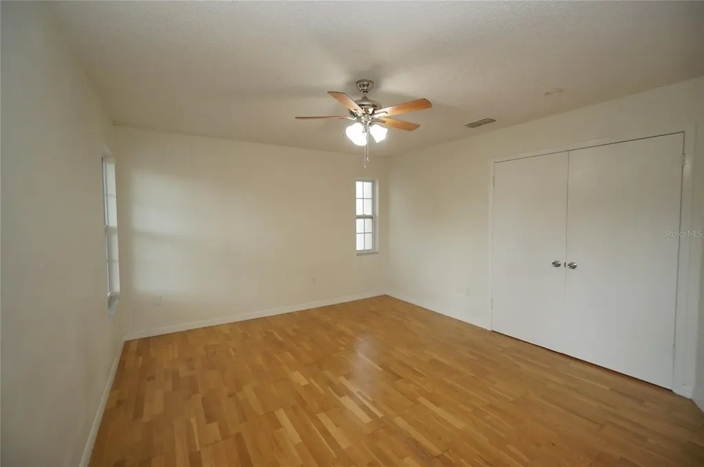 7605 Glades Court Tampa FL 33637