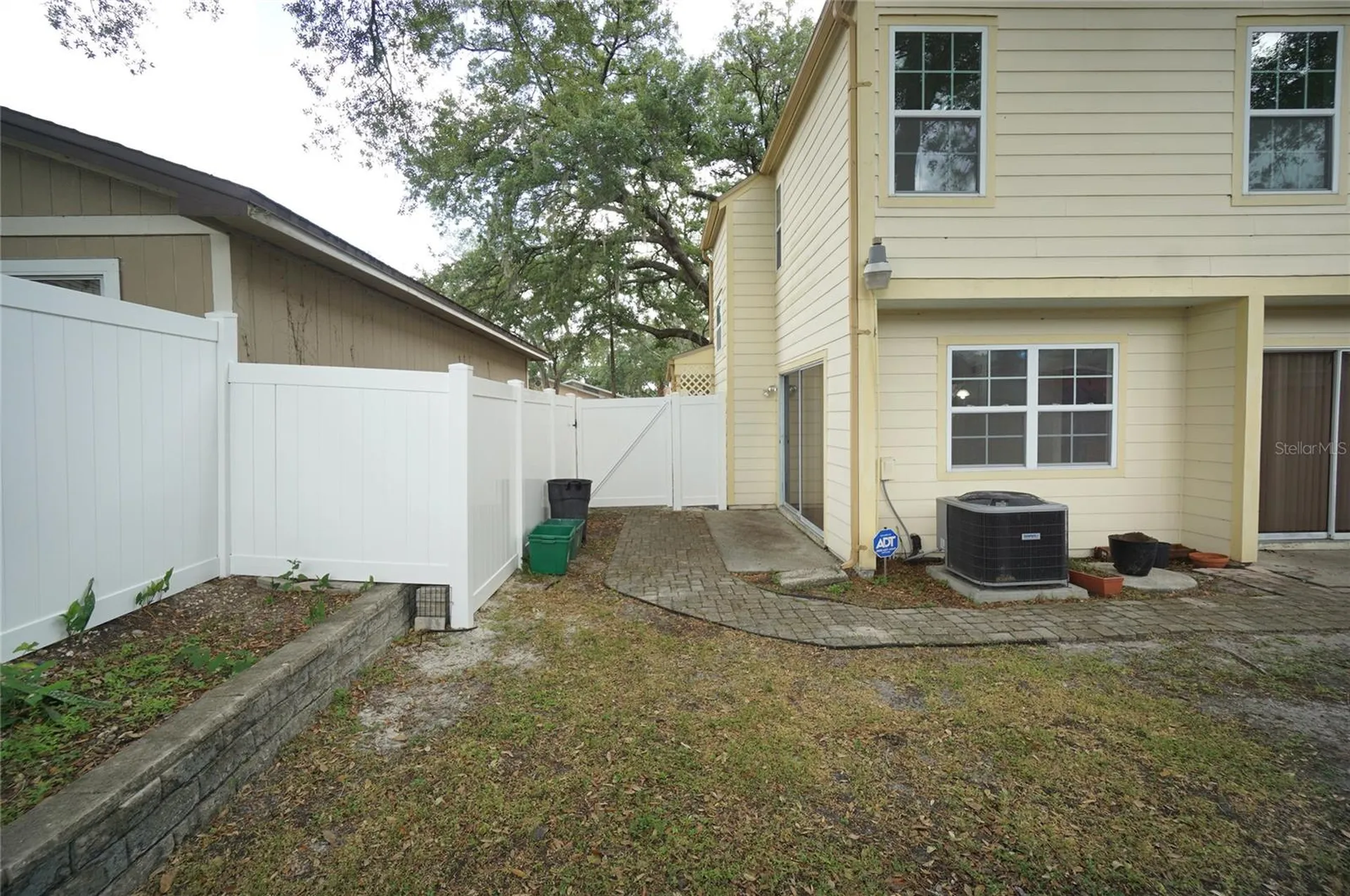7605 Glades Court Tampa FL 33637