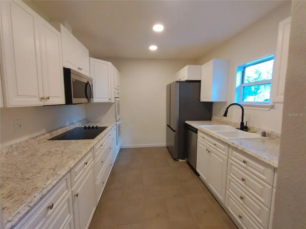 100 S Stone Street Bunnell FL 32110