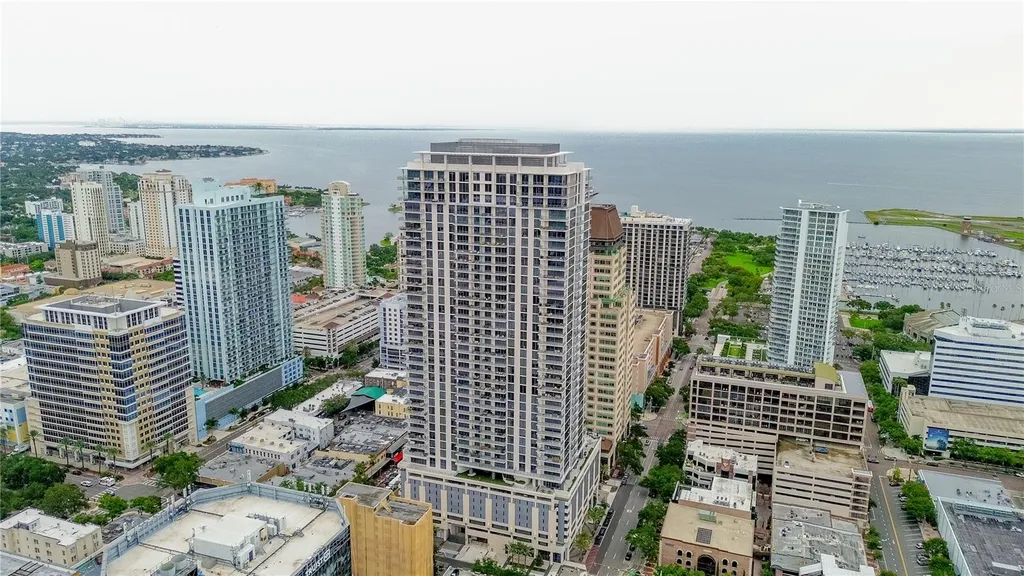 275 1st Avenue S St Petersburg FL 33701