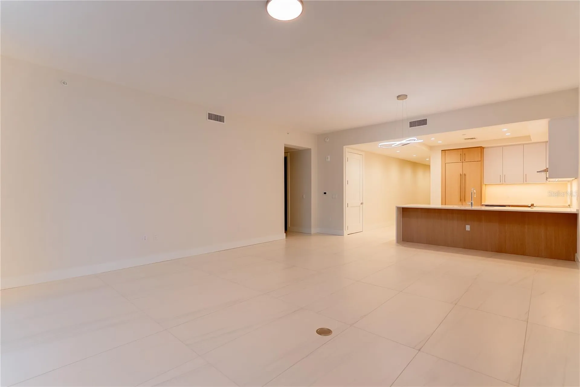 275 1st Avenue S St Petersburg FL 33701