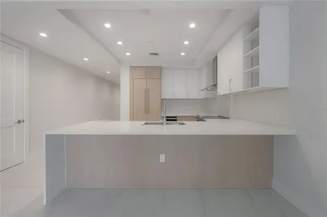 275 1st Avenue S St Petersburg FL 33701