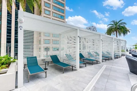 275 1st Avenue S St Petersburg FL 33701
